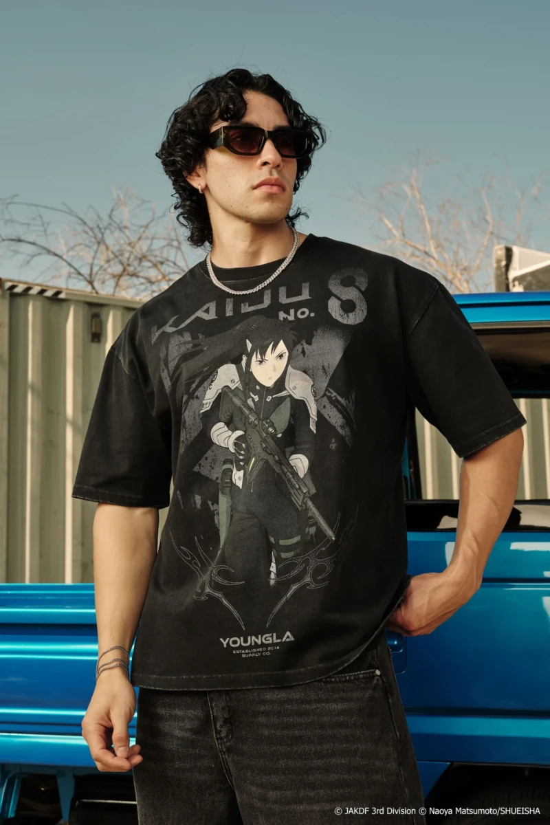 YoungLA x Kaiju No. 8 Playera Negra