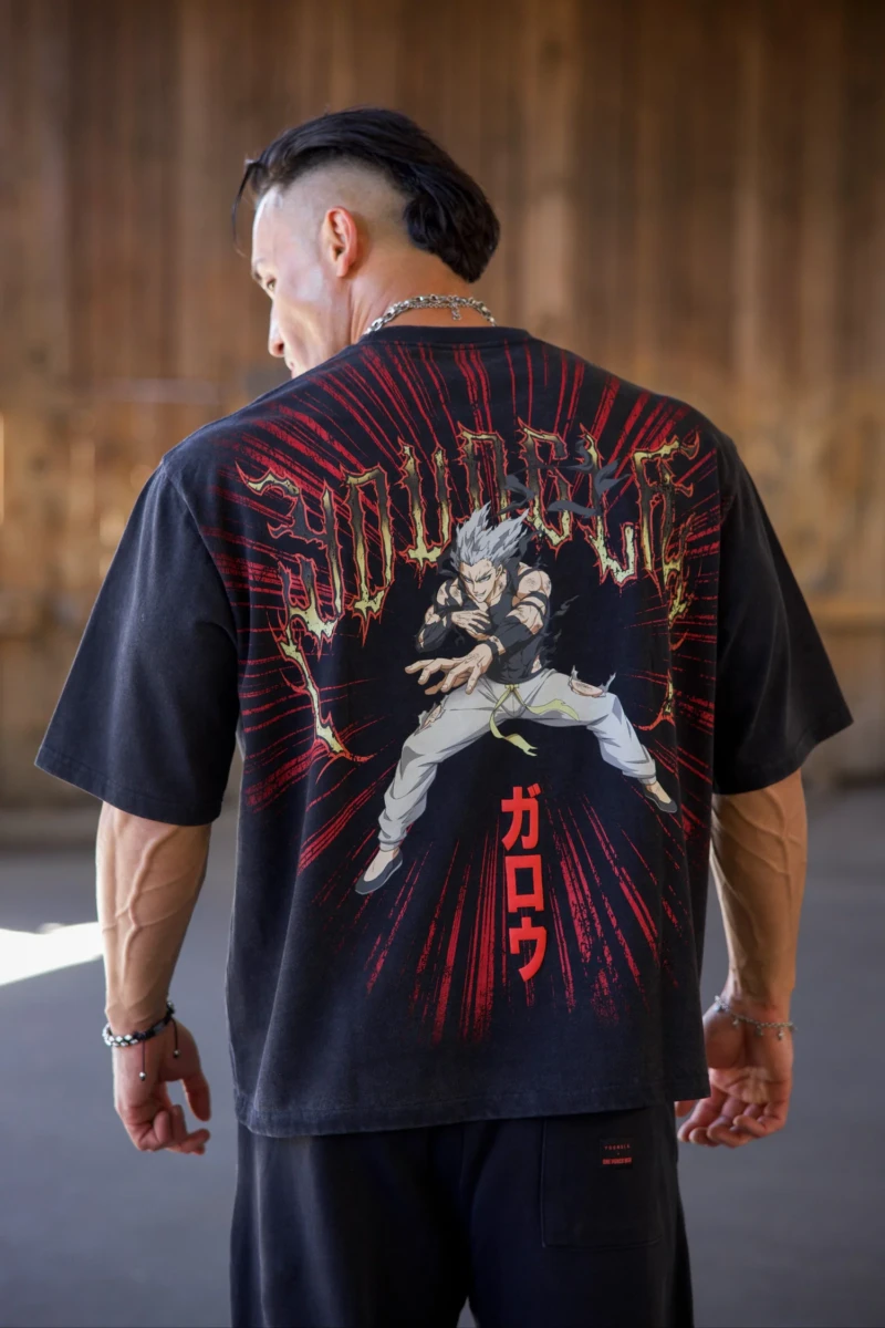 YoungLA Playera Negra Hero Hunter